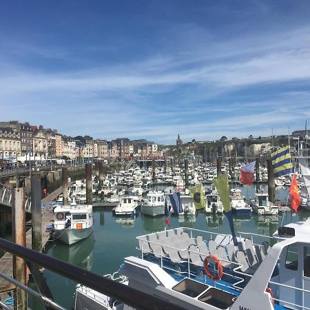 Entre Port Et Plage Dieppe Exterior foto